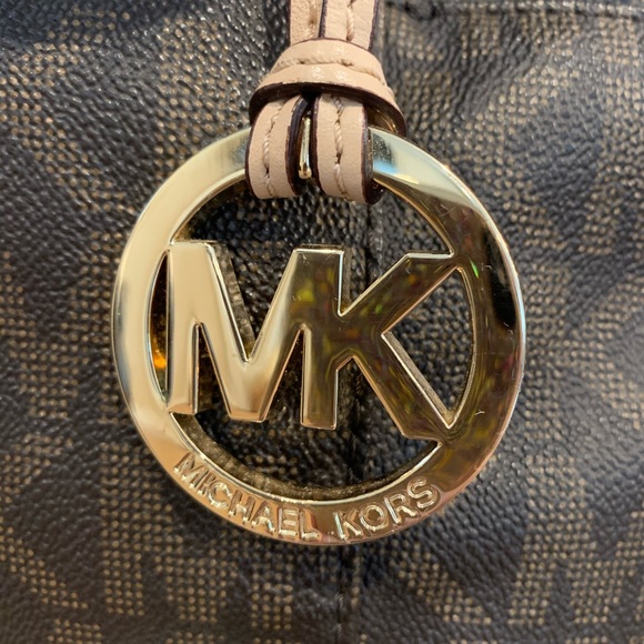 Michael Kors Tote - Picture 2 of 7